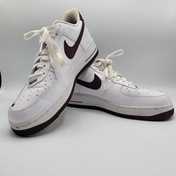 Nike Air Force 1 CJ8731 100 Low Mens Sneakers Size 10 White & Maroon - Picture 7 of 16